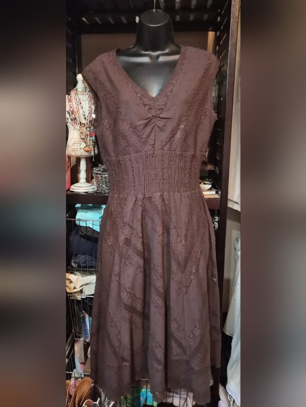 Ladies CHRIS McLaughlin dress Size 12 Brown Lace MSRP $94This Ladies CHRIS McLau